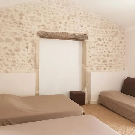 Maison Spacieuse Près De Avec Piscine Hébergement de vacances Valréas